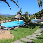 Les Toits De Santa Giulia Aparthotel