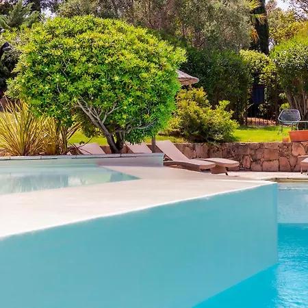 Les Toits De Santa Giulia פורטו-וישיו