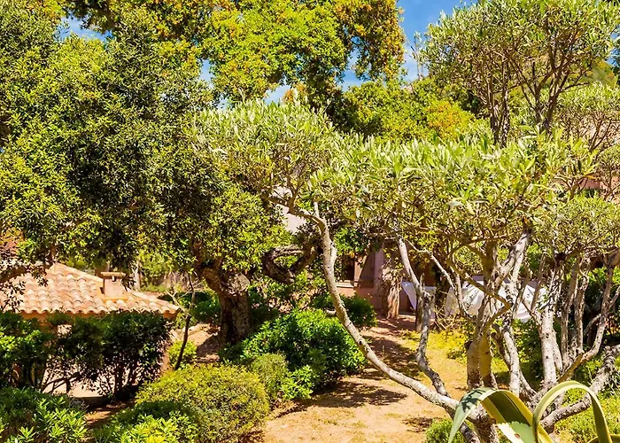 Aparthotel Les Toits De Santa Giulia 4*