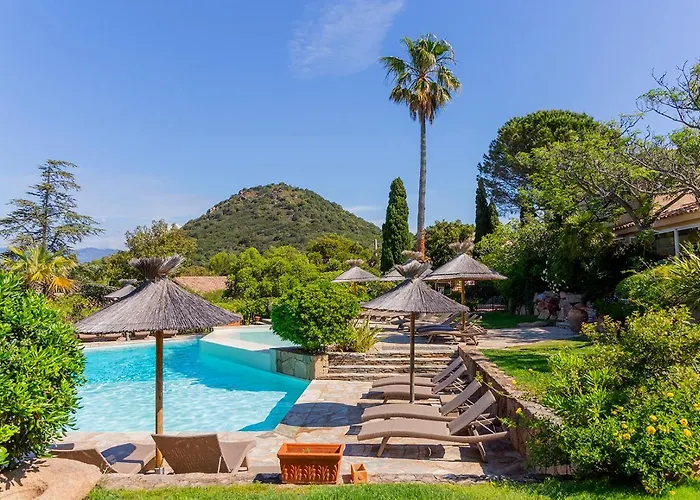 Les Toits De Santa Giulia Aparthotel Porto-Vecchio (Corsica)