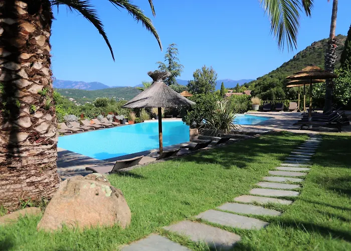 Les Toits De Santa Giulia Aparthotel